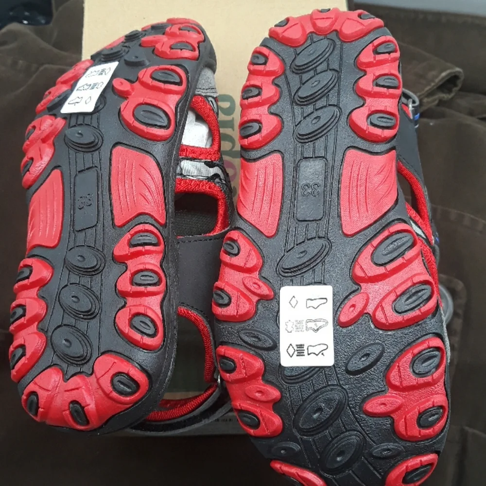 KIDS RED & BLACK SANDALS